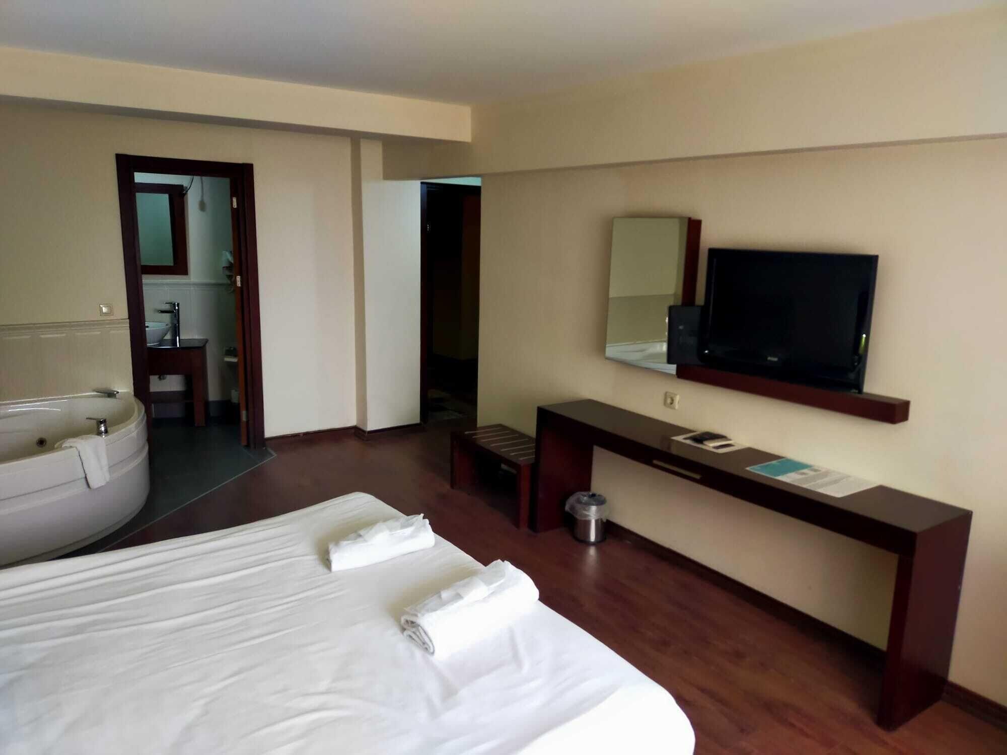 Tiara Thermal & Spa Hotel Bursa Exterior foto